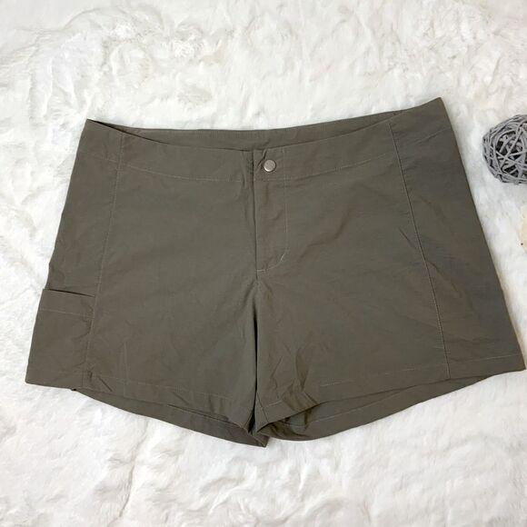 Women’s Alpine Design shorts - Picture 1 of 3